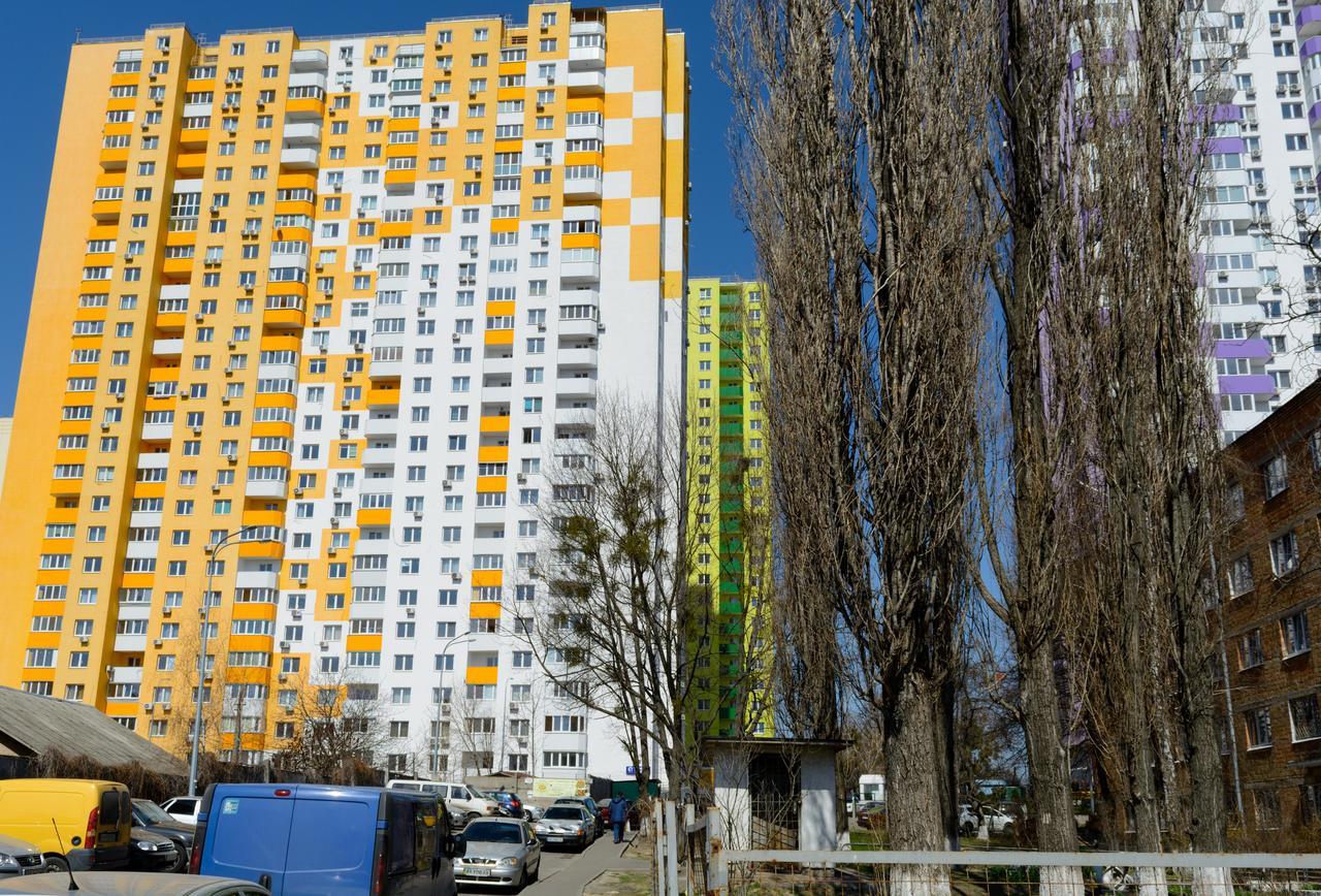 Modern Studio Apartments Киев Экстерьер фото